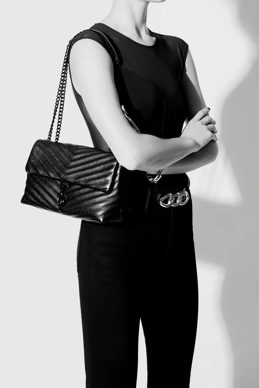 Edie Medium Crossbody - Image 4