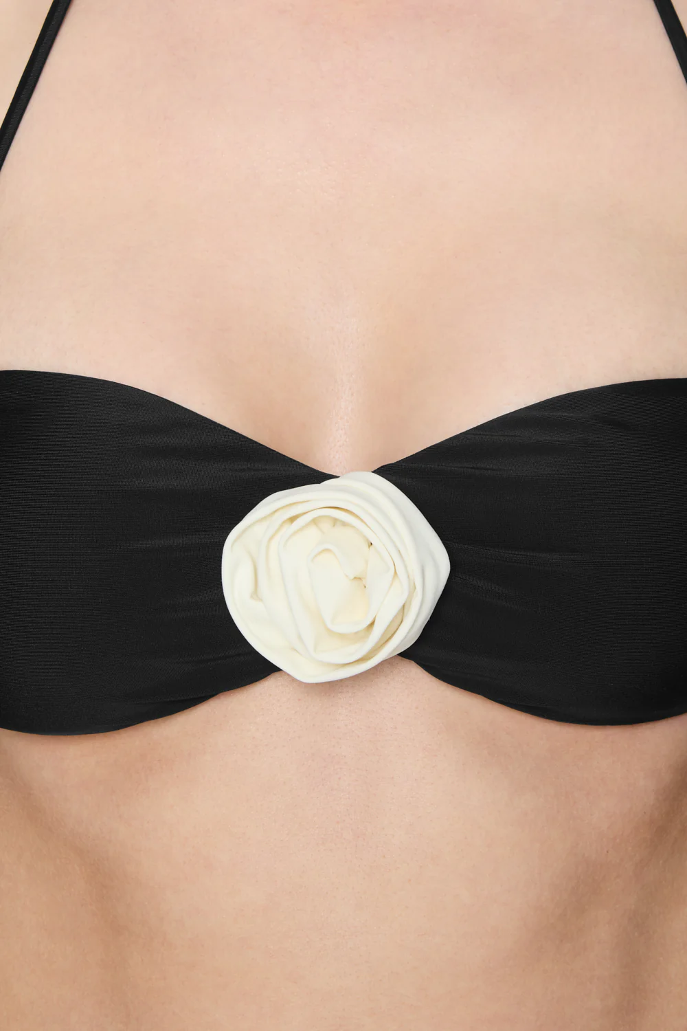 Flora Bandeau Bikini - Image 4